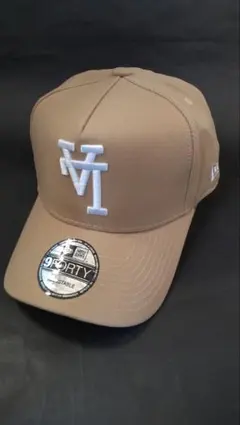 ニューエラLAドジャースupsidedownロゴ スナップバックキャップベージュ