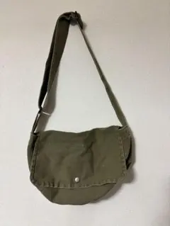 帆布ショルダーバッグ