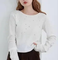 スタッズ Tシャツ