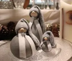 北欧　トムテ　GYマフラー　サンタ　置物　3体