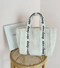 NICE CLAUPフェイクファーロゴトートBAGホワイトタグ付き完売品