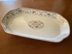 【食器】アラベスク調 陶磁器製 長皿
