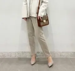 新品タグ付き　GU 起毛タックテーパードパンツ