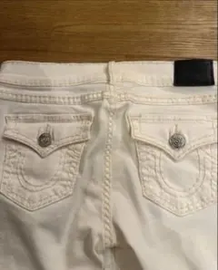True Religion ホワイトデニム
