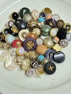 ボタン　おまとめ売り、小ぶりっこ=(^.^)=