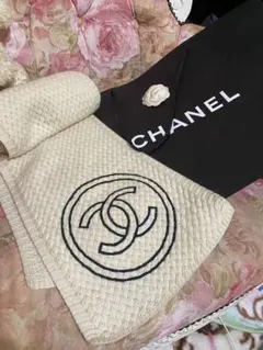 CHANEL 2024 COCO BEACH ビーチタオル ポーチ セット - メルカリ