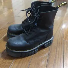 Dr. Martens ブラック レースアップブーツ US7
