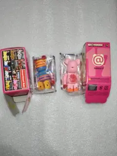 ベアブリック　シリーズ17　アレキサンダージラルド　表裏