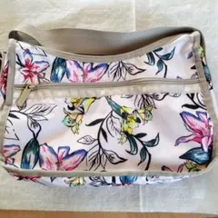 LeSportsac　花柄ショルダーバッグ