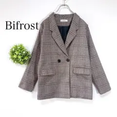 【美品】ビフレスト　チェック柄 テーラードジャケット　ブラウン系　ダブルボタン