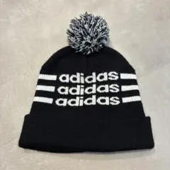 adidas ニット帽 ポンポン付き　ブラック　ホワイトのサムネイル