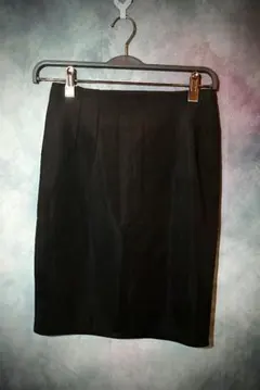 【FP012】黒いタイトスカート