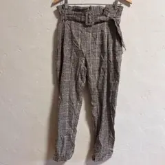 古着✨Bershka テーパードパンツ ウエストリボン ブラウン系 サイズ40のサムネイル