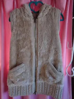 ファーフードベスト