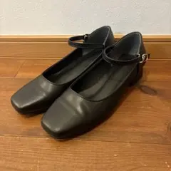 リバティドール フラットヒール スクエアトゥストラップパンプス Mサイズ