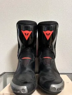 Dainese バイクブーツ ブラック/レッドのサムネイル