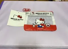 サンリオ　ハローキティ50周年 HELLOみんな　ビニールフラットポーチ