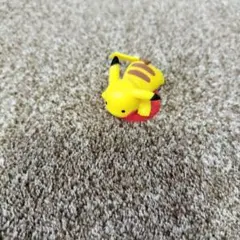 メタモンピカチュウ　チョコエッグ　シークレット