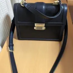 u*5様 ショルダーバッグ黒　即日配送