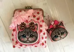【猫柄 がま口】ハンドメイド ポーチ＆チャームセット　シルバー