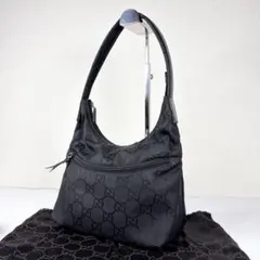 GUCCI グッチ GG キャンバス ワンショルダーバッグ 黒のサムネイル