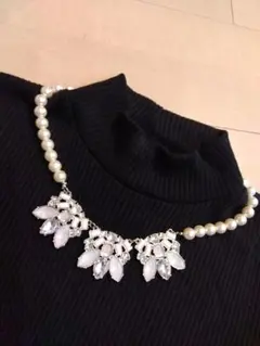 【万能ネックレス】大ぶり ビジュー フェイク パール ボリューム お食事会にも♡