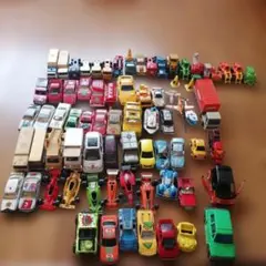 2335.トミカ70台まとめ売り 2026年最新】70トミカの人気アイテム - メルカリ