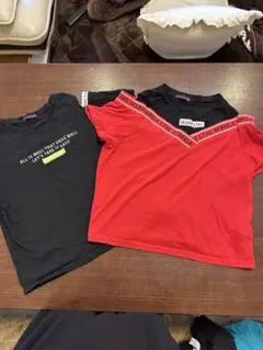 love toxic肩出しTシャツ２枚140