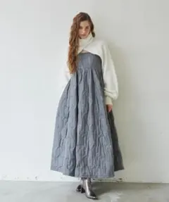 LA BELLE ETUDE モノグラム柄キルティングワンピース グレーのサムネイル