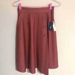 ファビュラスアンジェラ ♡新品未使用タグ付き スカート 三連ボタン　ピンク