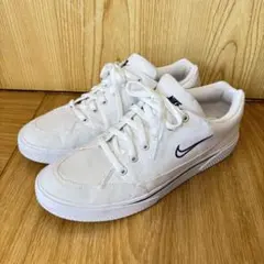 ☆美品＊ Nike＊26㎝＊キャンパス＊ ホワイト＊ スニーカー＊早い者勝ち！