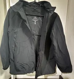 UNIQLO 140 ポケッタブルパーカー　黒