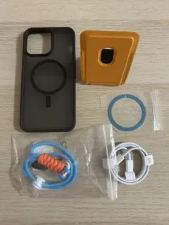 iPhone14promax用マグネットケースと付属品