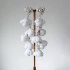 ホワイト フラワー ブライダル 結婚式 花嫁 前撮り 披露宴 ピアス イヤリング