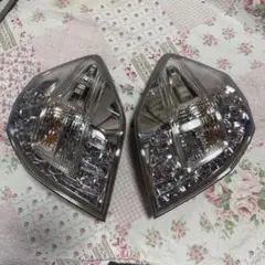 ハリアー テールランプ セット KOITO 48-40 KOITO48-41 ハリアー テールランプ セット KOITO 48-40 KOITO48-41 - メルカリ