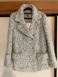 新品タグ付【定価57000円】Yukiko Hanai ジャケットショートコート 新品タグ付【定価57000円】Yukiko Hanai ジャケットショート