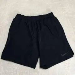 NIKE 短パン　DRIFIT 黒　XL