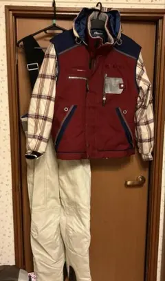 Item thumbnail for item c5485236-40bb-4f90-bb31-a9c24b21f15e