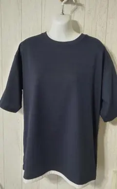 新品同様　しまむら　シーズンリーズン　半袖Tシャツ　メンズMサイズ　濃紺女性OKのサムネイル