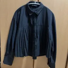 ZARA ブラック プリーツデザイン 長袖シャツ M