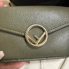 FENDI 三つ折り財布 オリーブグリーン