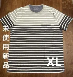 Gapグレーと黒の2色ボーダーのポケット付きTシャツ(未使用新品)