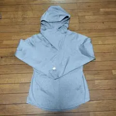 未使用ニューバランスパーカー レディースＬサイズ