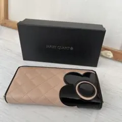 MARY QUANT キルティング長財布 ベージュ/ブラック