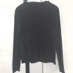【美品】リブ風長袖ブラウスのサムネイル