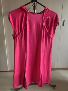 Nike フード付きピンクトップ　ナイキ