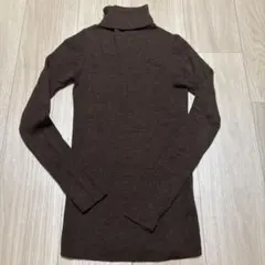【美品　M】ユニクロ　エクストラファインメリノリブタートルネックセーター