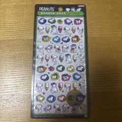 PEANUTSのBONBON DROPシール