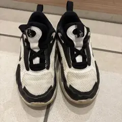 NIKE ナイキ 18cm