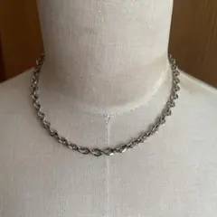 チェーンネックレス